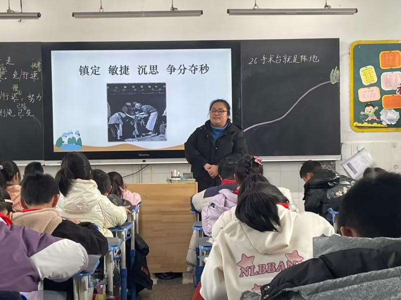 上课照片2.jpg