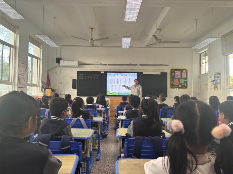 许丽2.jpg