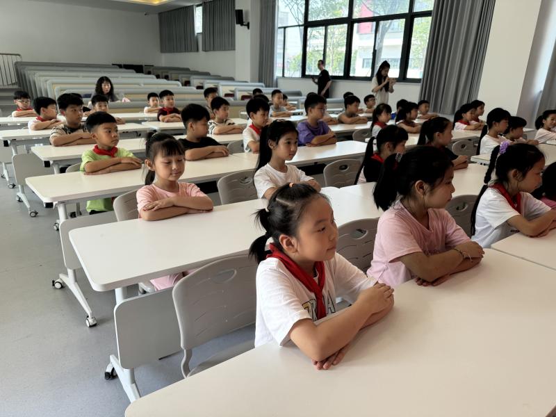 IMG_0560.JPG IMG_0560.JPG