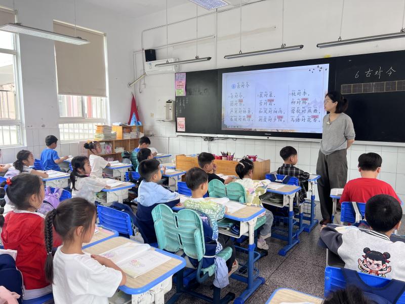 张雅兰一人一课 (2).JPG