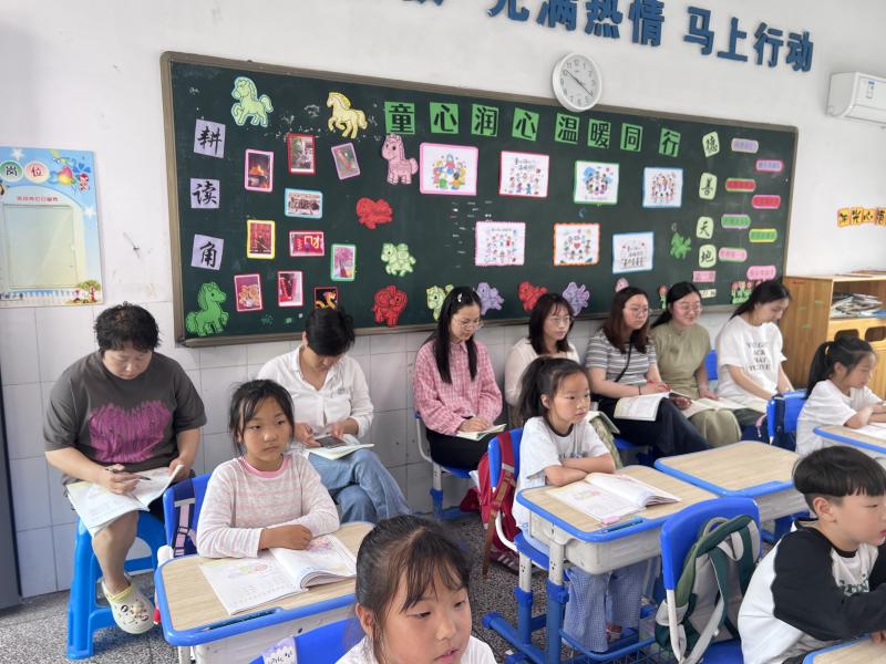 张雅兰一人一课 (1).JPG